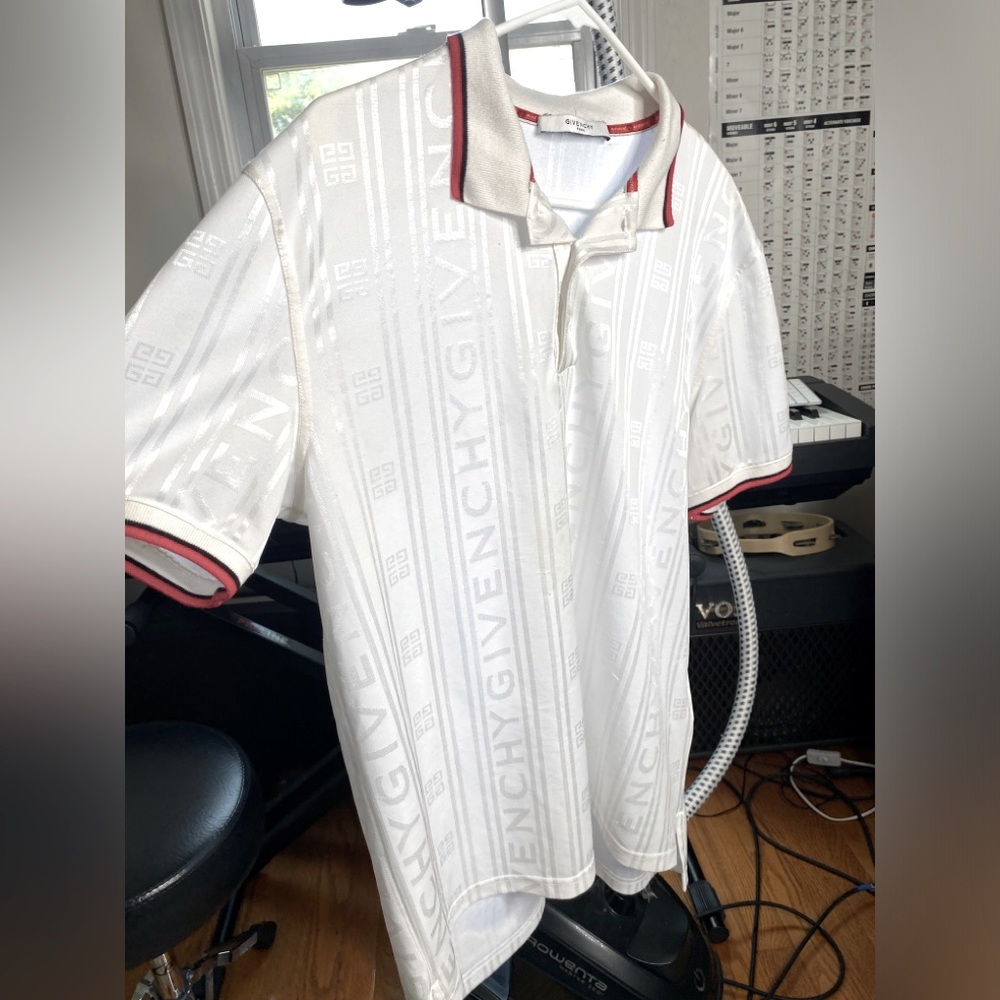 Vintage white/red/black “silky” monogrammed Givenchy polo XXL (fits Large)